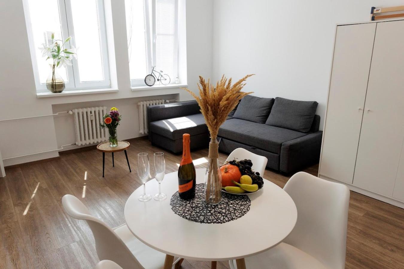 Diamond Residence In Old Town With Free Parking Bratislava Eksteriør bilde