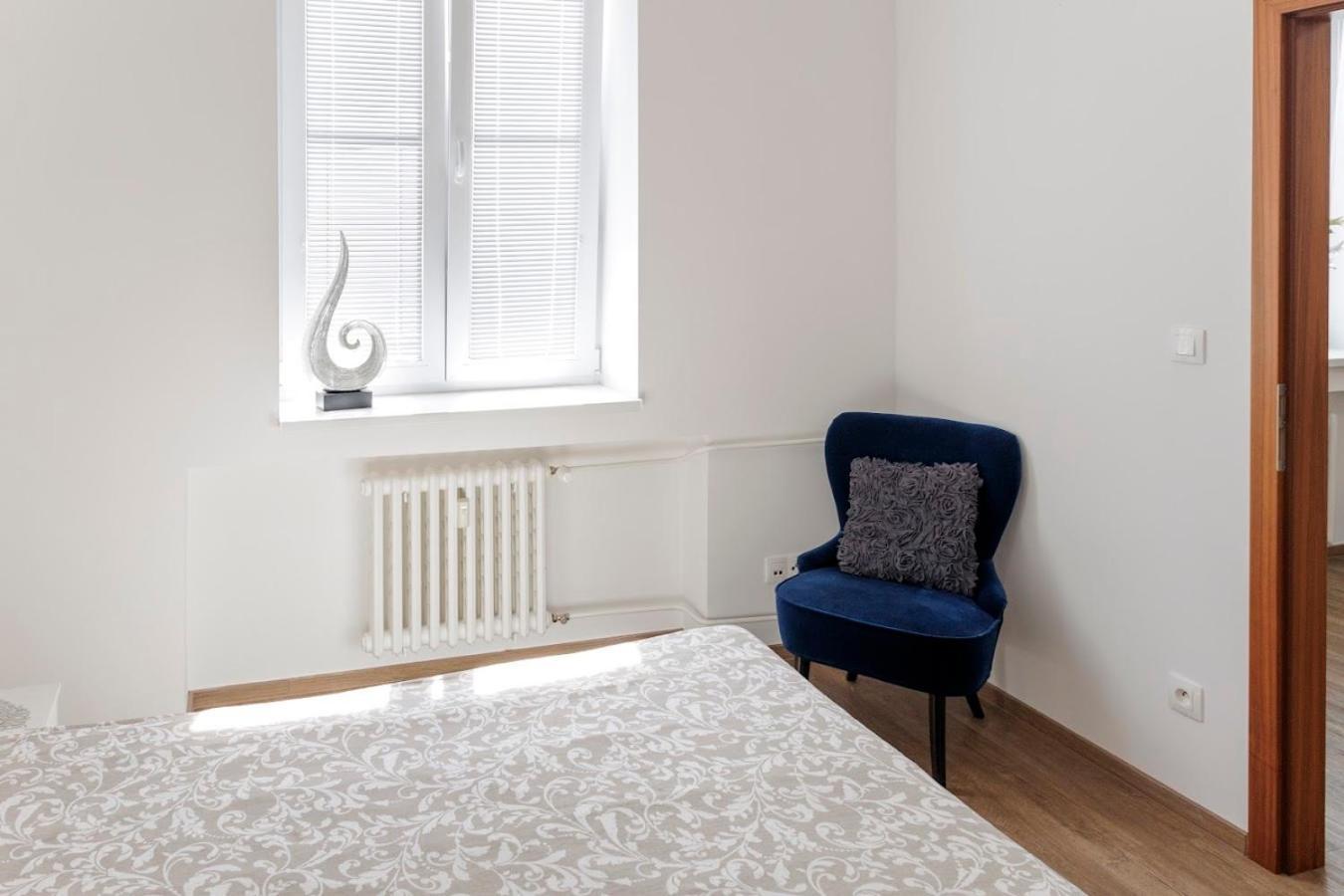 Diamond Residence In Old Town With Free Parking Bratislava Eksteriør bilde